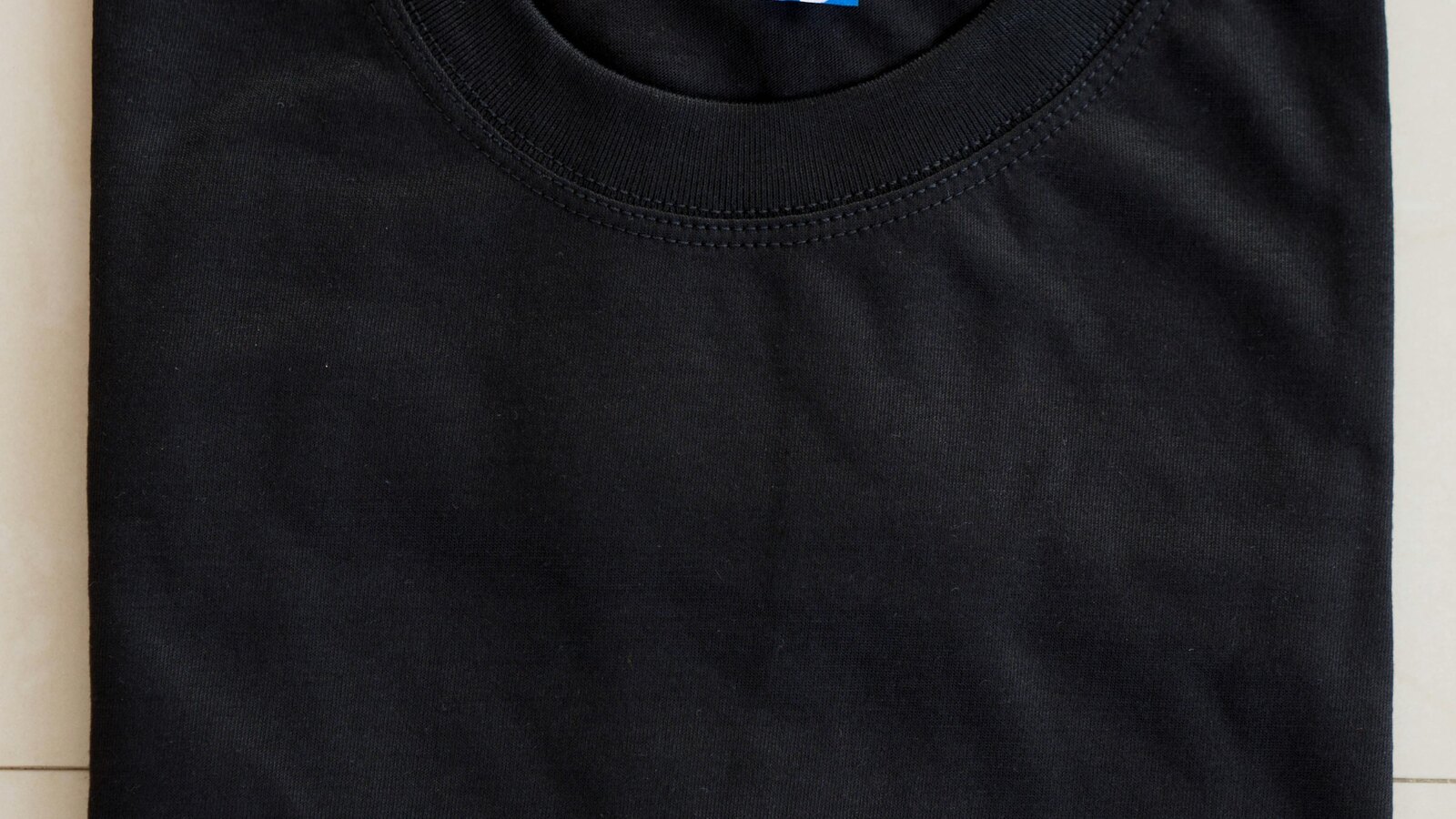 Signature tee
